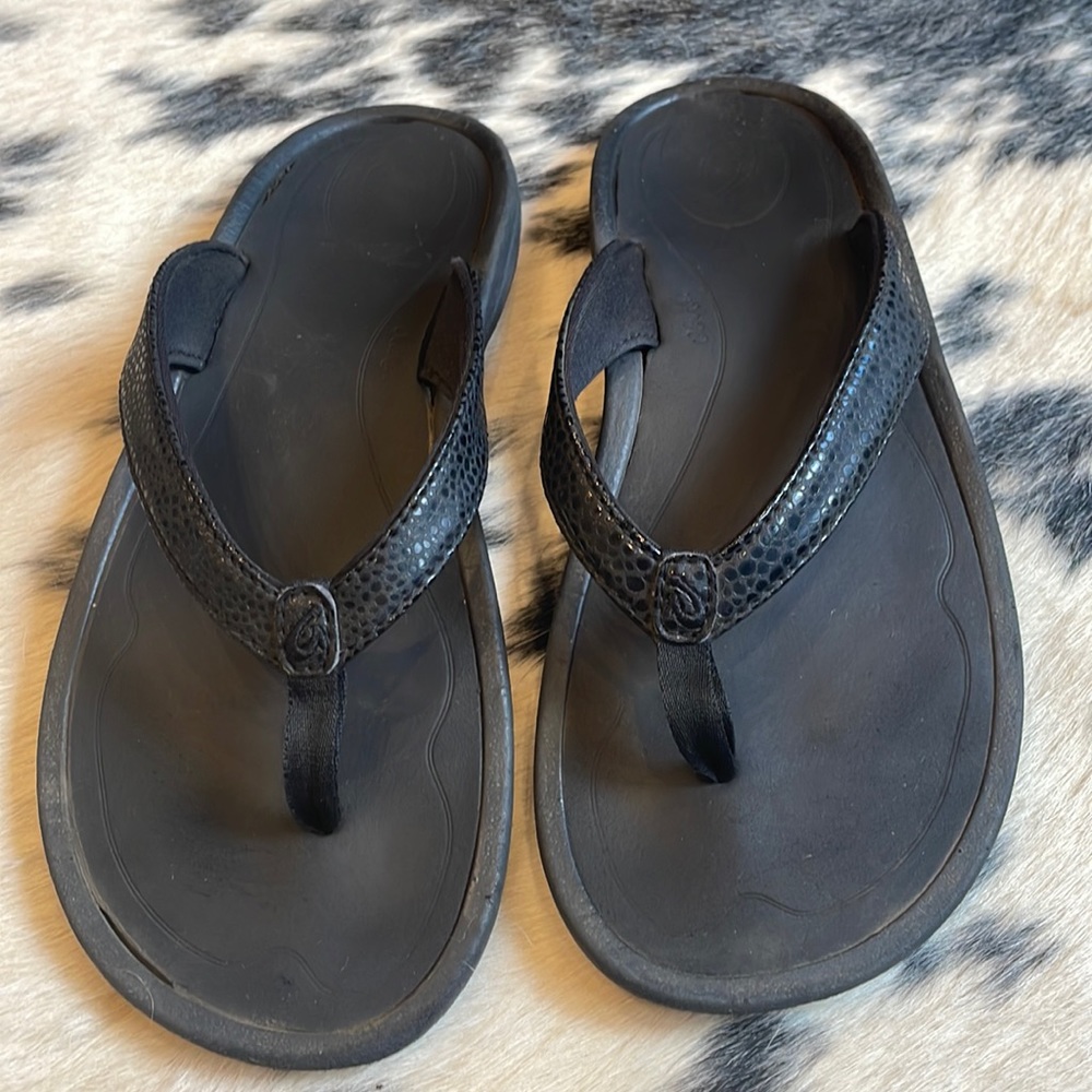 OluKai • Flip Flops